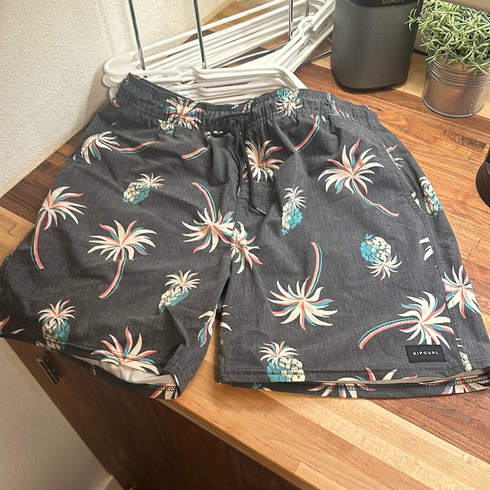 Ripcurl layday 17” volley shorts blue men’s large